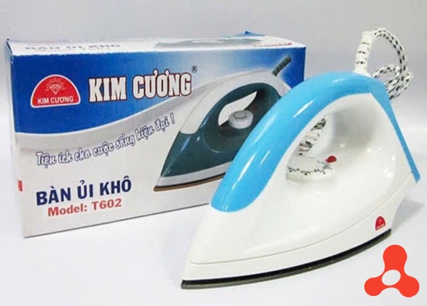 BÀN ỦI KHÔ KIM CƯƠNG T602 CHÍNH HÃNG