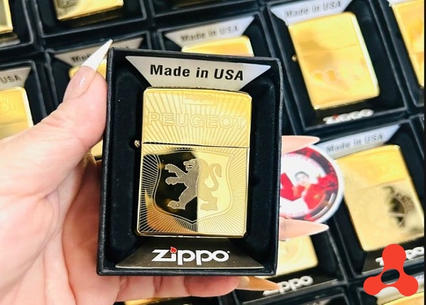 BẬT LỬA ZIPPO VÀNG XỊN HOẠ TIẾT