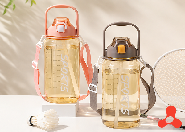 BÌNH NƯỚC HỌC SINH 1500ML CÓ DÂY ĐEO (T50)