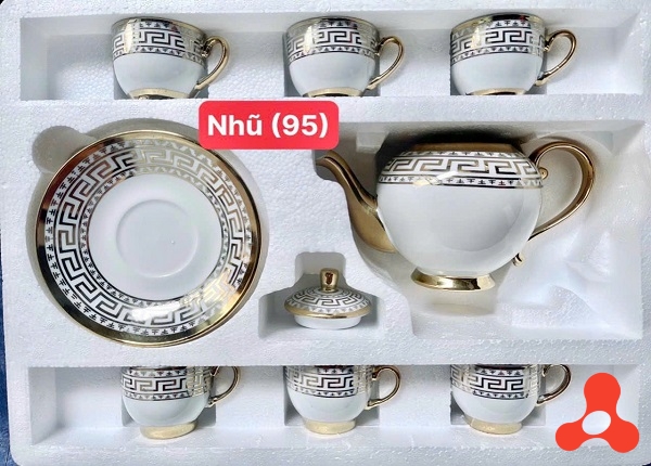 BỘ BÌNH TRÀ 6 LY HOA VĂN NHỦ VÀNG HOÀNG GIA