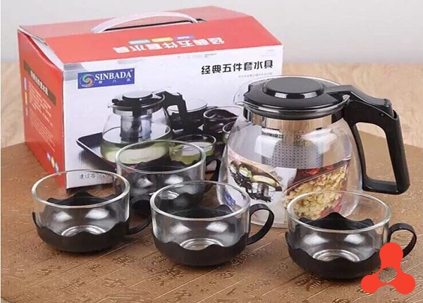 BỘ BÌNH TRÀ THỦY TINH KÈM 4 LY