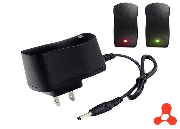 CỐC SẠC PIN ĐÈN ĐỘI ĐẦU CÓ ĐÈN BÁO