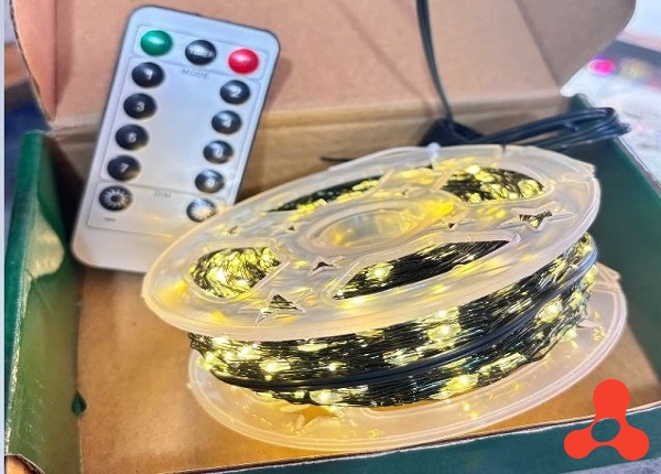 DÂY ĐÈN LED RỄ CÂY 50M 1500 LED MÀU VÀNG REMOTE ĐIỀU KHIỂN