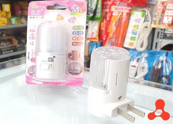 ĐÈN NGỦ TRÒN 3W TRẮNG CÓ CÔNG TẮC