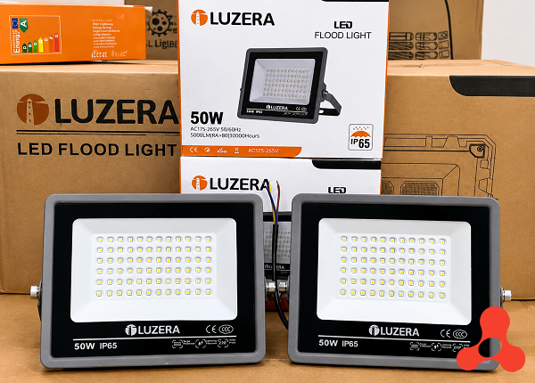 ĐÈN PHA LED LUZERA 50W IP65 (T30)