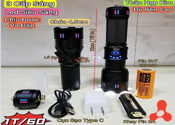ĐÈN PIN CẦM TAY SIÊU SÁNG ZOOM AK 151