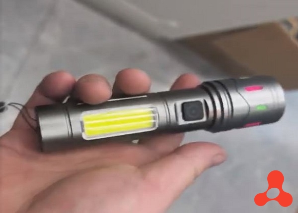 ĐÈN PIN SIÊU SÁNG 5 CHẾ ĐỘ KHẨN CẤP L2