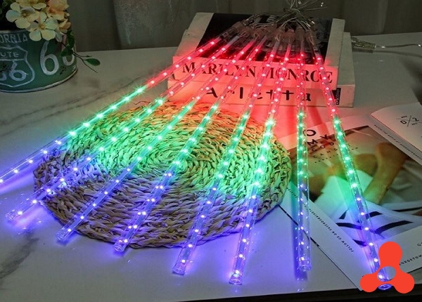 ĐÈN SAO BĂNG ĐỦ MÀU TRANG TRÍ NGOÀI TRỜI 8 CÂY DÀI 50CM