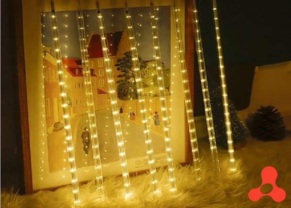 ĐÈN SAO BĂNG MÀU VÀNG TRANG TRÍ NGOÀI TRỜI 8 CÂY DÀI 50CM