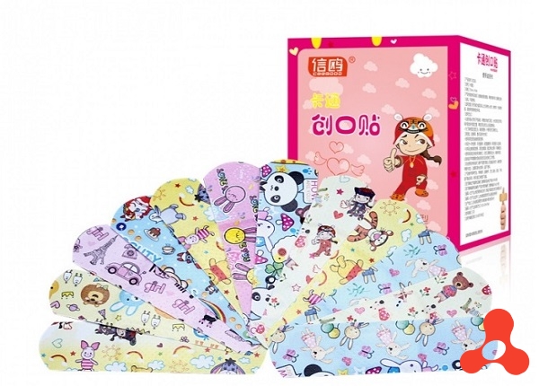 HỘP 100 BĂNG KEO CÁ NHÂN HÀN QUỐC HỌA TIẾT