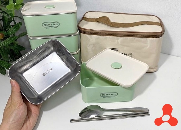 HỘP CƠM INOX 4 TẦNG HỘP VUÔNG KÈM TÚI
