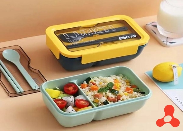 HỘP CƠM LÚA MẠCH LUNCH BOX KÈM MUỖNG ĐŨA 1100ML