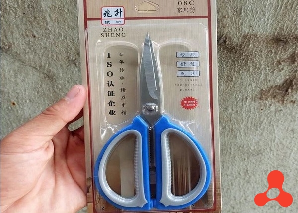 KÉO CẮT ĐA NĂNG CÁN NHỰA 08C