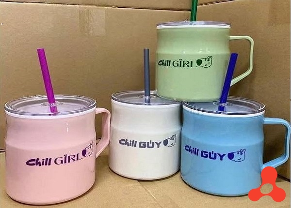 LY NHỰA 2 LỚP CÓ QUAI 700ML CHILL GIRL