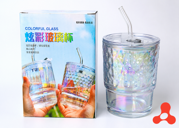 LY THỦY TINH MÀU SẮC KÈM ỐNG HÚT (T58)