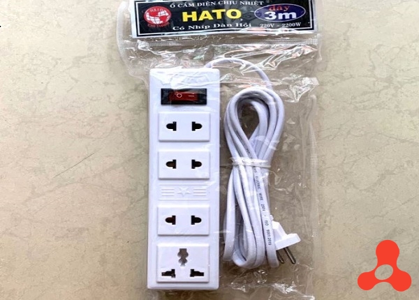 Ổ CẮM ĐIỆN 4 PHÍCH CÔNG TẮC DÂY DÀI 3M HATO
