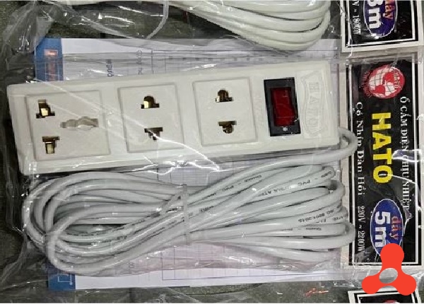 Ổ CẮM ĐIỆN HATO CÔNG TẮC 3 Ổ CẮM DÂY DÀI 5M