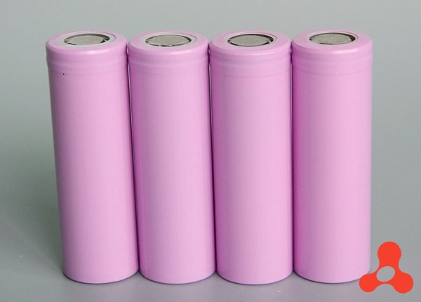 PIN SẠC LITHIUM 18650 3.7V ĐẦU BẰNG