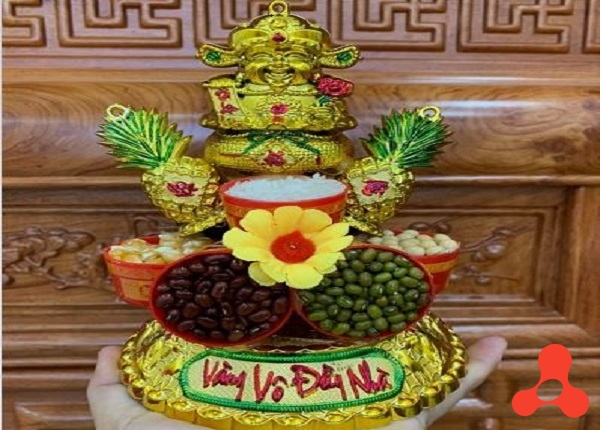THÁP NGŨ ĐẬU TRANG TRÍ TẾT (MÃ Đ1)